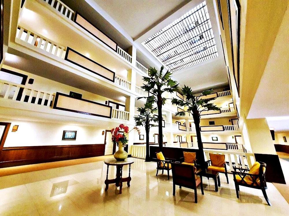 Royal Peninsula Hotel Chiangmai Chiang Mai Exterior foto